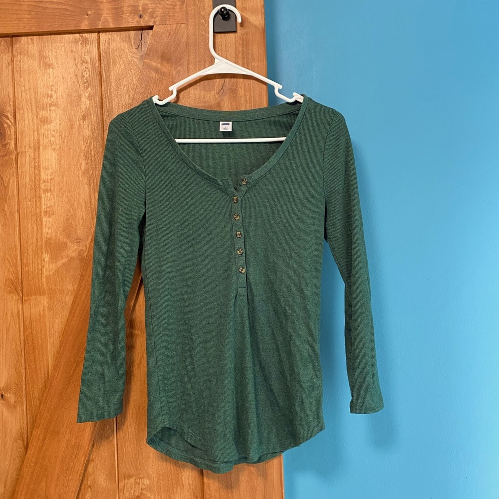Green, V neck Old Navy long sleeve